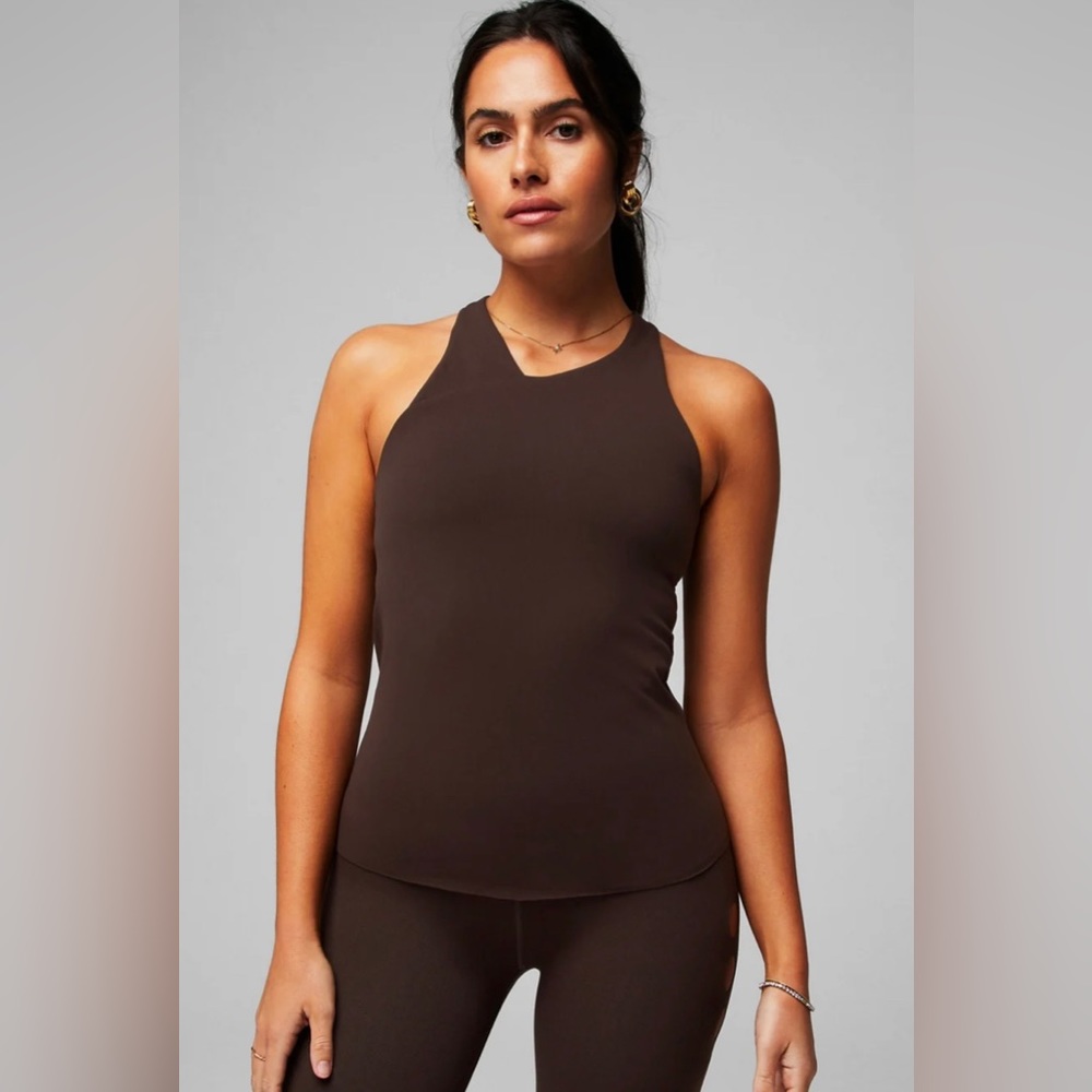 Fabletics Sculptknit® Keyhole Built-In Bra Tank, Size small, Cacao, NWT